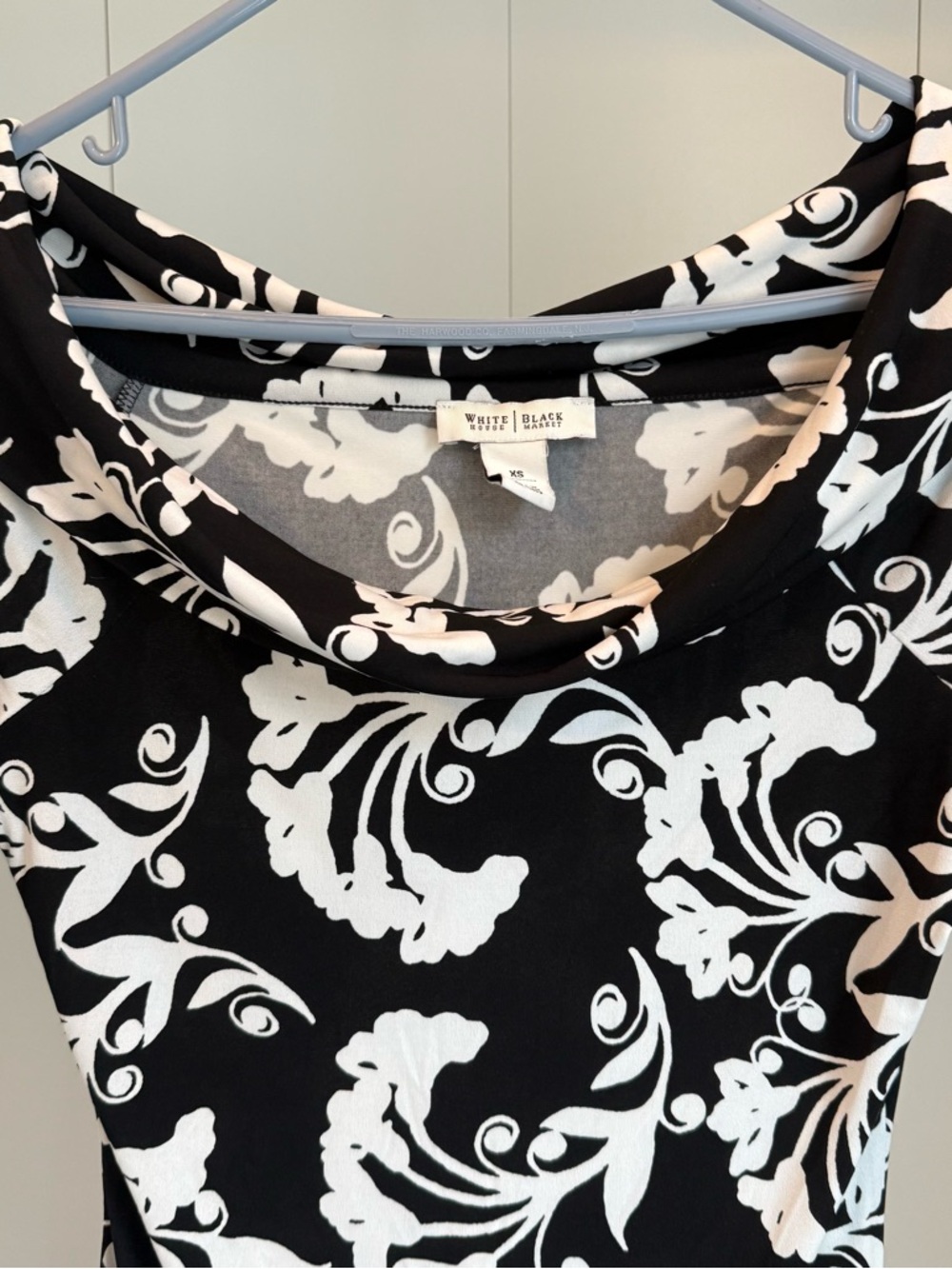 WHBM Black White Floral Dress XS 3/4 Sleeve Mini Stretch Career Chic - Picture 7 of 12